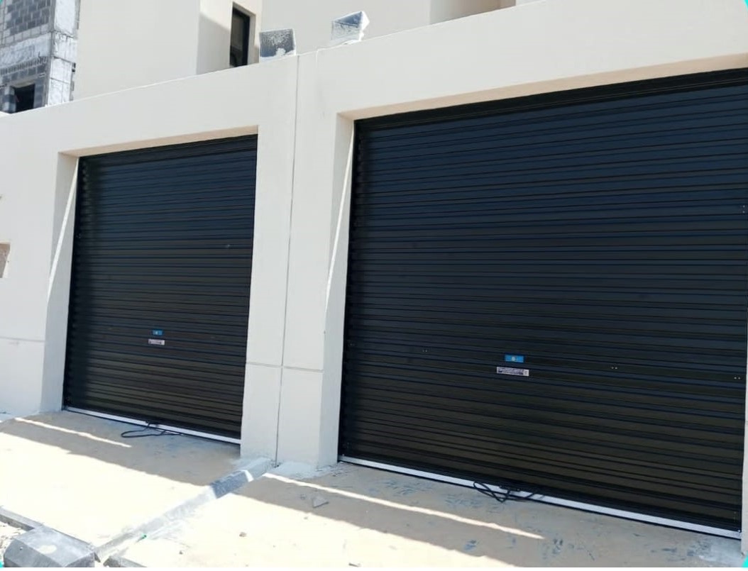 انستا رول اب دورز- من نحن